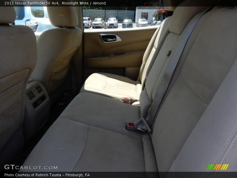 Moonlight White / Almond 2013 Nissan Pathfinder SV 4x4