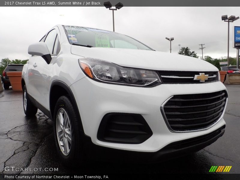 Summit White / Jet Black 2017 Chevrolet Trax LS AWD