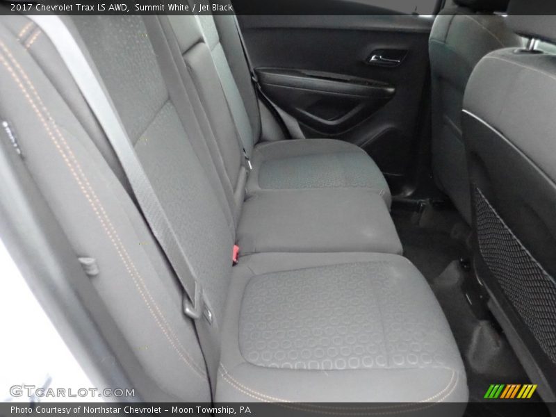 Summit White / Jet Black 2017 Chevrolet Trax LS AWD