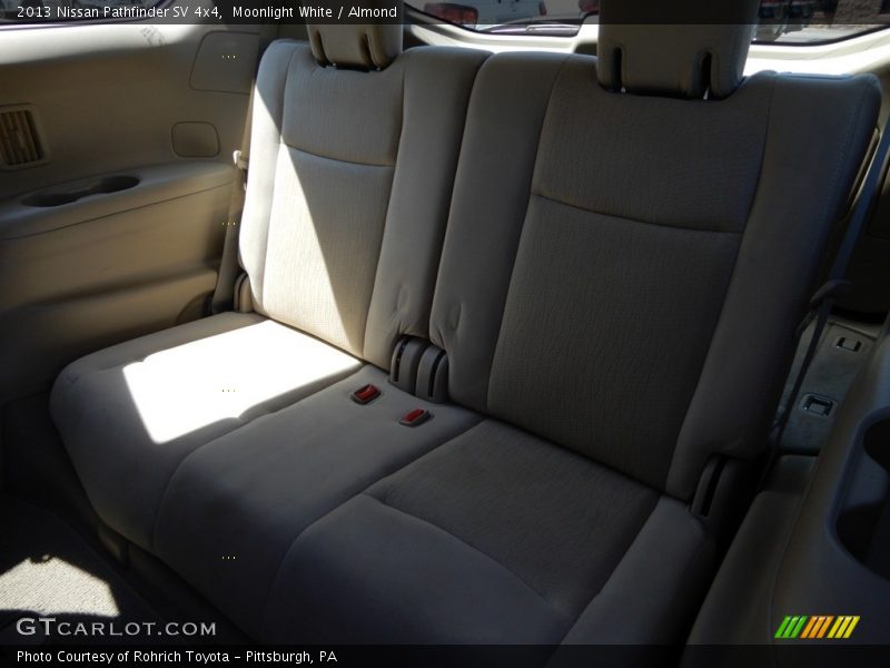 Moonlight White / Almond 2013 Nissan Pathfinder SV 4x4