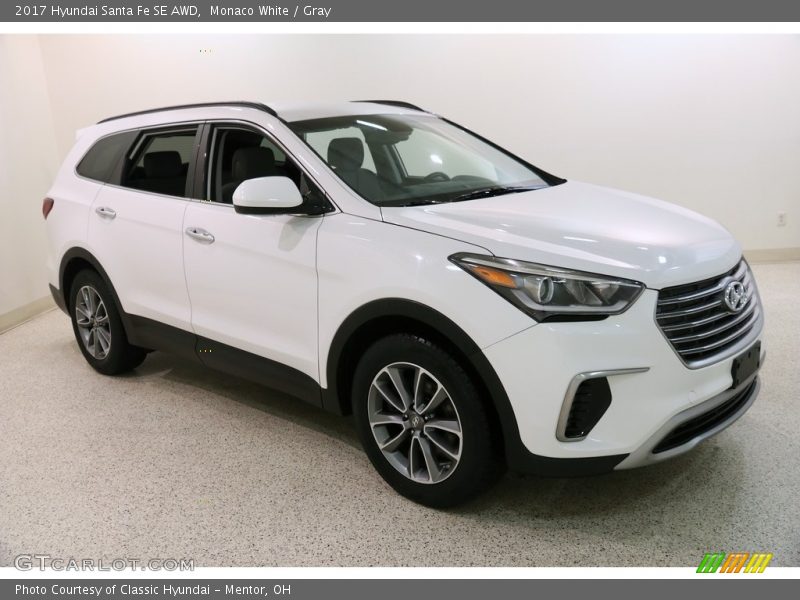 Monaco White / Gray 2017 Hyundai Santa Fe SE AWD