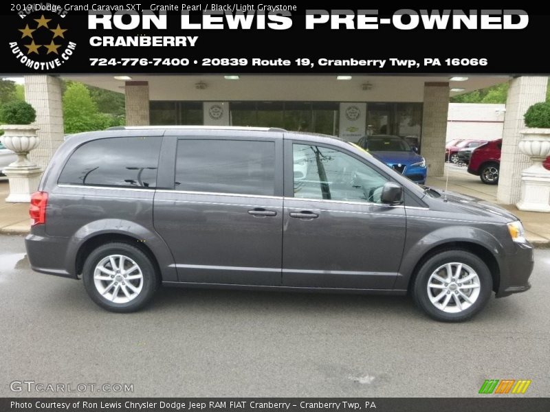 Granite Pearl / Black/Light Graystone 2019 Dodge Grand Caravan SXT