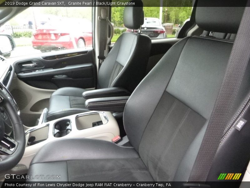 Granite Pearl / Black/Light Graystone 2019 Dodge Grand Caravan SXT