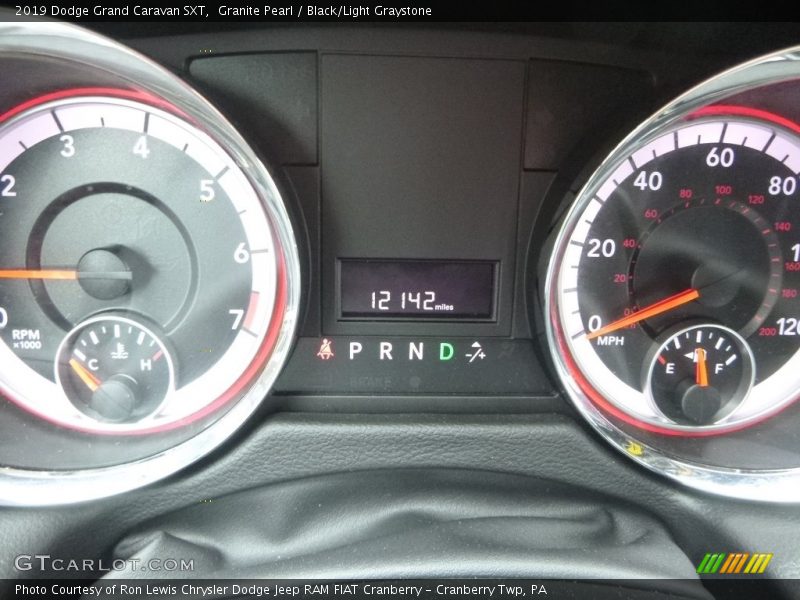 Granite Pearl / Black/Light Graystone 2019 Dodge Grand Caravan SXT