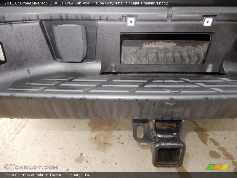 Taupe Gray Metallic / Light Titanium/Ebony 2011 Chevrolet Silverado 1500 LT Crew Cab 4x4
