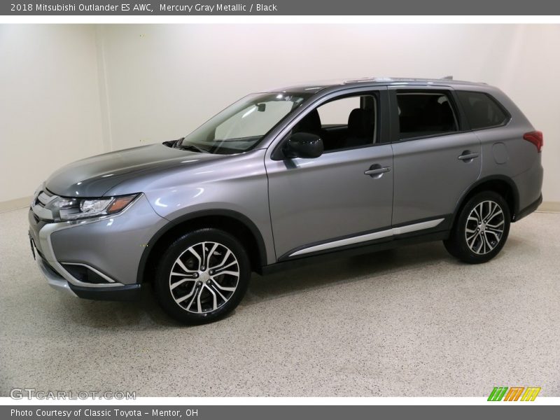 Mercury Gray Metallic / Black 2018 Mitsubishi Outlander ES AWC