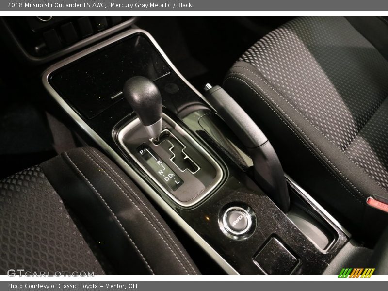 Mercury Gray Metallic / Black 2018 Mitsubishi Outlander ES AWC