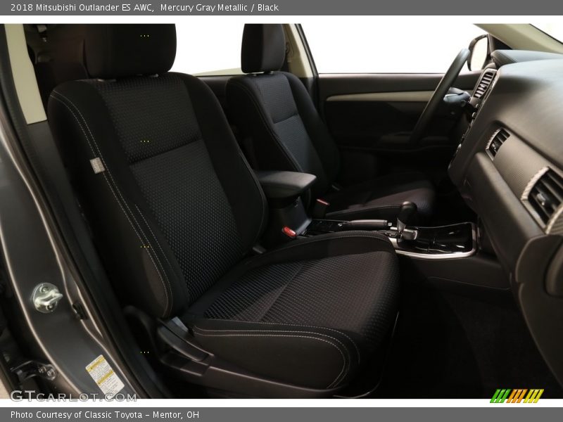 Mercury Gray Metallic / Black 2018 Mitsubishi Outlander ES AWC