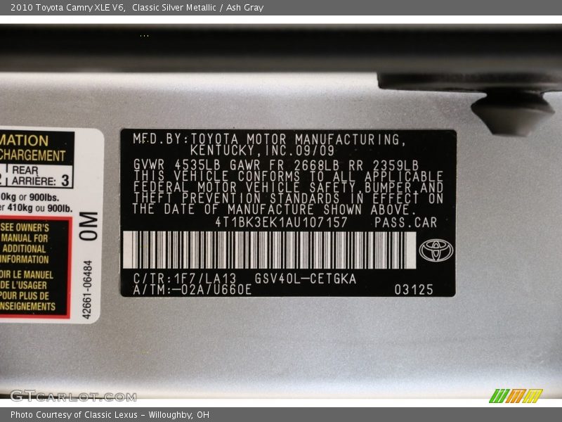 Classic Silver Metallic / Ash Gray 2010 Toyota Camry XLE V6