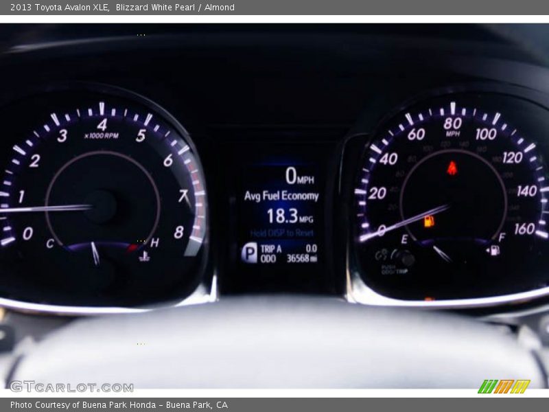 Blizzard White Pearl / Almond 2013 Toyota Avalon XLE