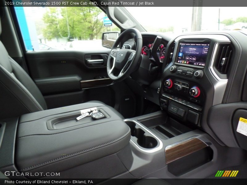 Cajun Red Tintcoat / Jet Black 2019 Chevrolet Silverado 1500 RST Crew Cab 4WD
