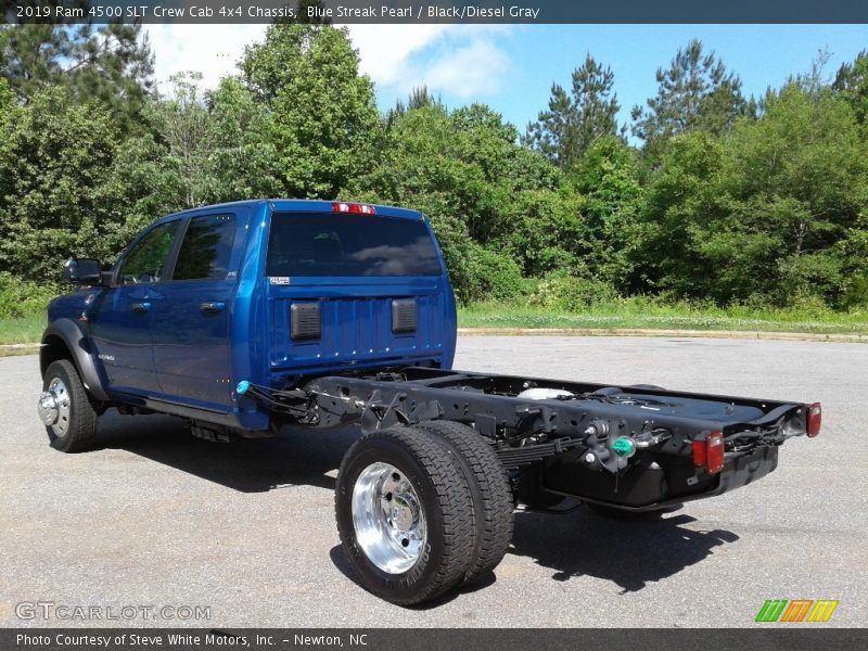 Blue Streak Pearl / Black/Diesel Gray 2019 Ram 4500 SLT Crew Cab 4x4 Chassis