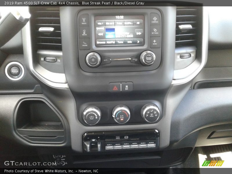 Blue Streak Pearl / Black/Diesel Gray 2019 Ram 4500 SLT Crew Cab 4x4 Chassis