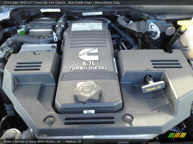 Blue Streak Pearl / Black/Diesel Gray 2019 Ram 4500 SLT Crew Cab 4x4 Chassis