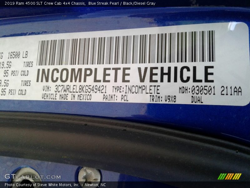 Blue Streak Pearl / Black/Diesel Gray 2019 Ram 4500 SLT Crew Cab 4x4 Chassis