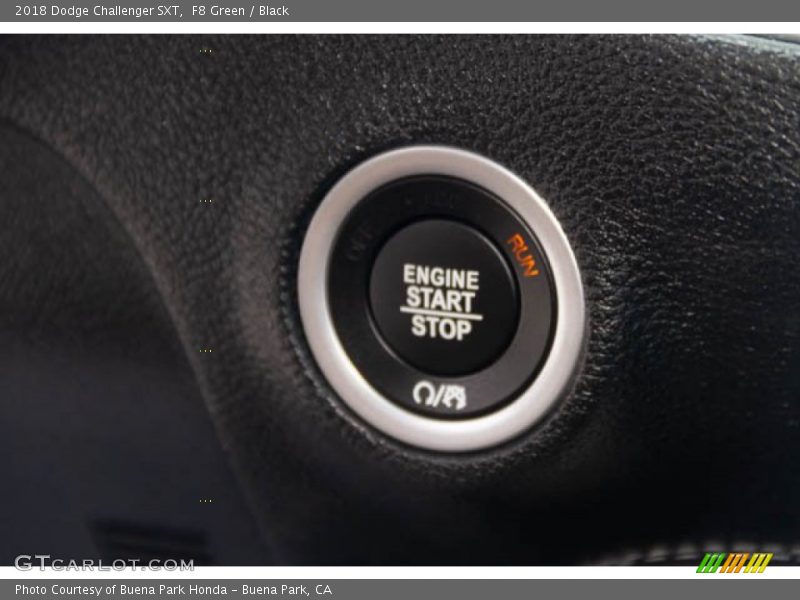 F8 Green / Black 2018 Dodge Challenger SXT