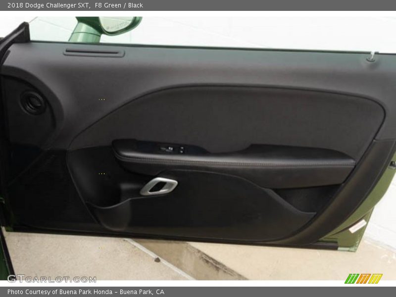 F8 Green / Black 2018 Dodge Challenger SXT