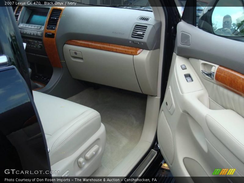 Black Onyx / Ivory 2007 Lexus GX 470