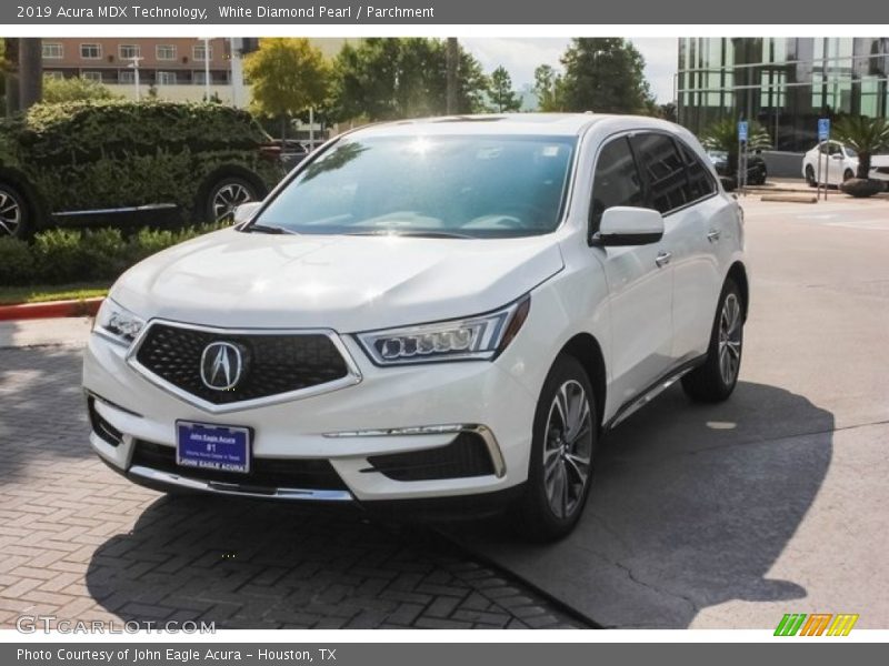 White Diamond Pearl / Parchment 2019 Acura MDX Technology