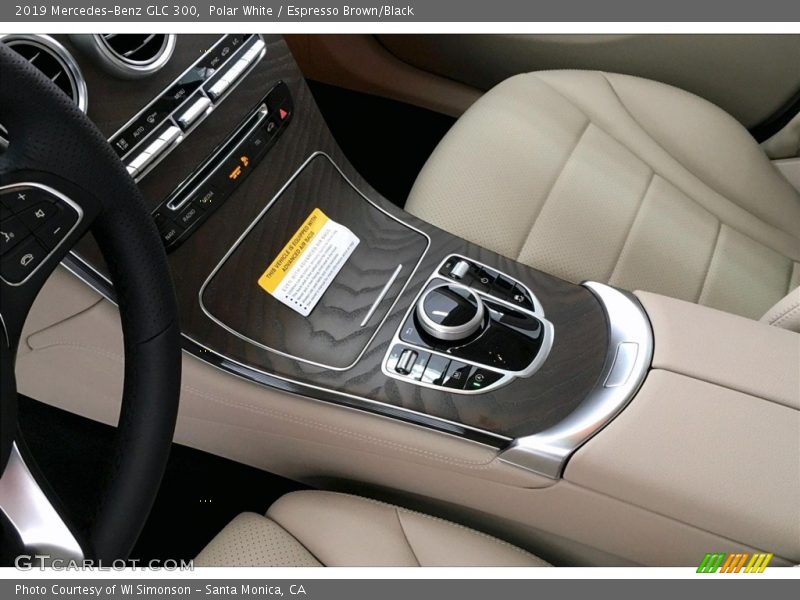 Polar White / Espresso Brown/Black 2019 Mercedes-Benz GLC 300