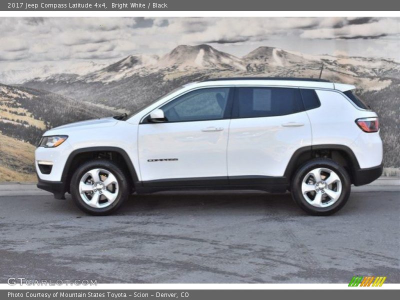 Bright White / Black 2017 Jeep Compass Latitude 4x4