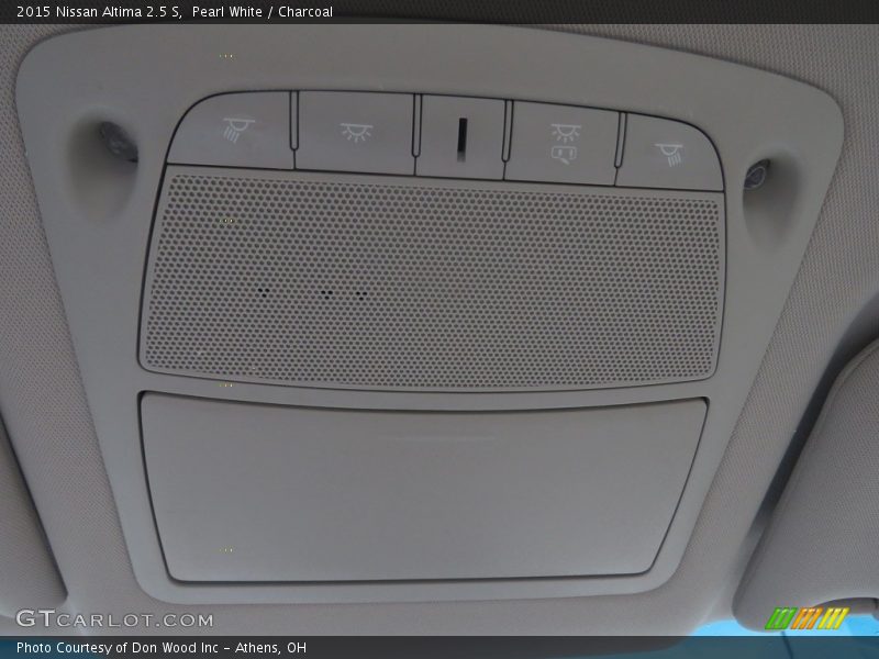 Pearl White / Charcoal 2015 Nissan Altima 2.5 S