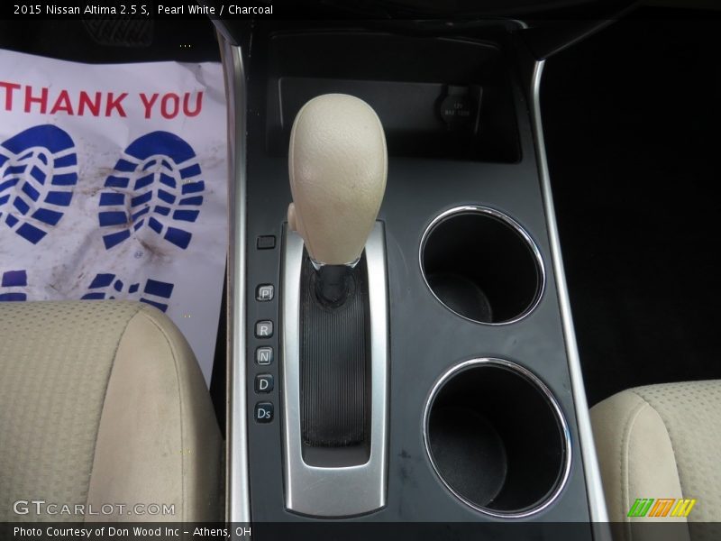 Pearl White / Charcoal 2015 Nissan Altima 2.5 S