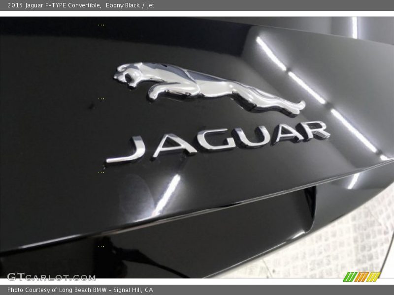  2015 F-TYPE Convertible Logo