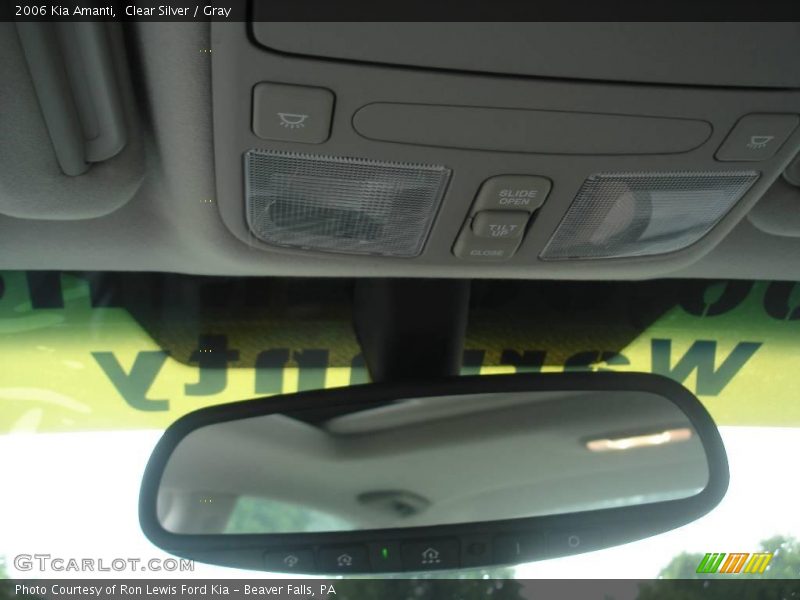 Clear Silver / Gray 2006 Kia Amanti