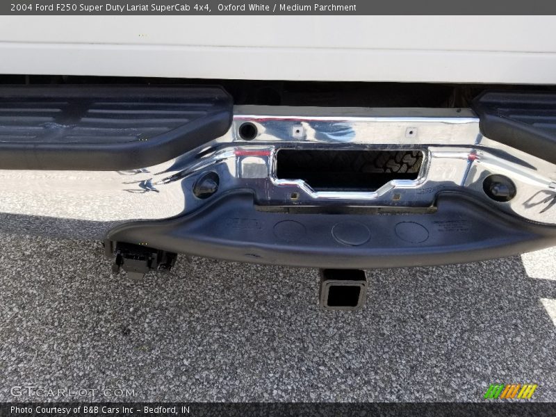 Oxford White / Medium Parchment 2004 Ford F250 Super Duty Lariat SuperCab 4x4