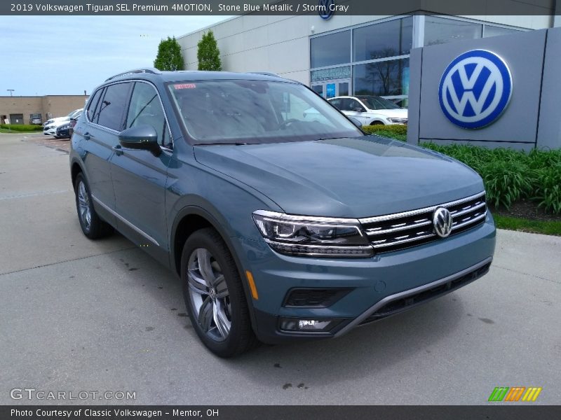 Front 3/4 View of 2019 Tiguan SEL Premium 4MOTION