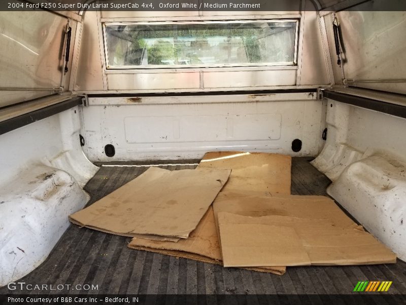 Oxford White / Medium Parchment 2004 Ford F250 Super Duty Lariat SuperCab 4x4