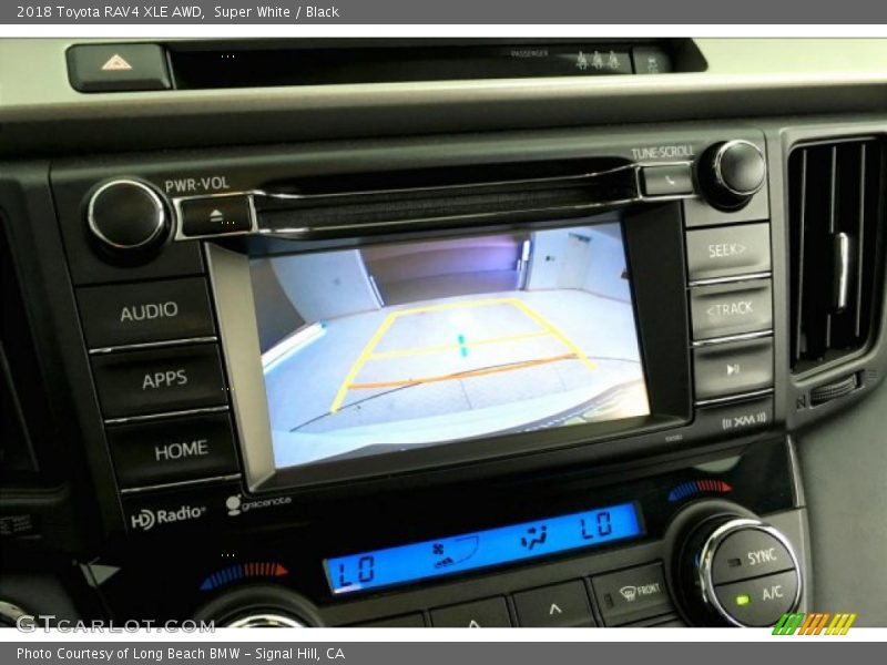 Super White / Black 2018 Toyota RAV4 XLE AWD