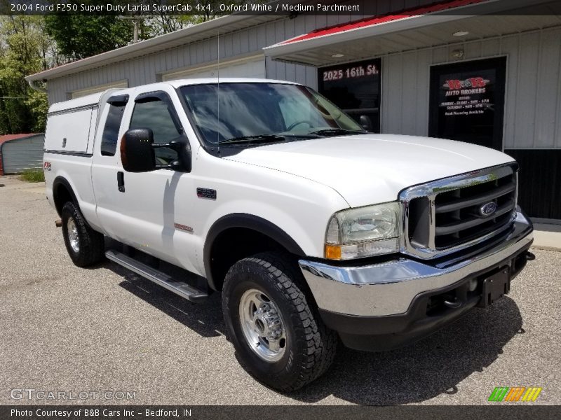 Oxford White / Medium Parchment 2004 Ford F250 Super Duty Lariat SuperCab 4x4