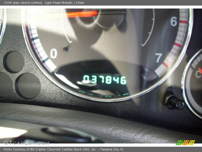 Light Khaki Metallic / Khaki 2006 Jeep Liberty Limited