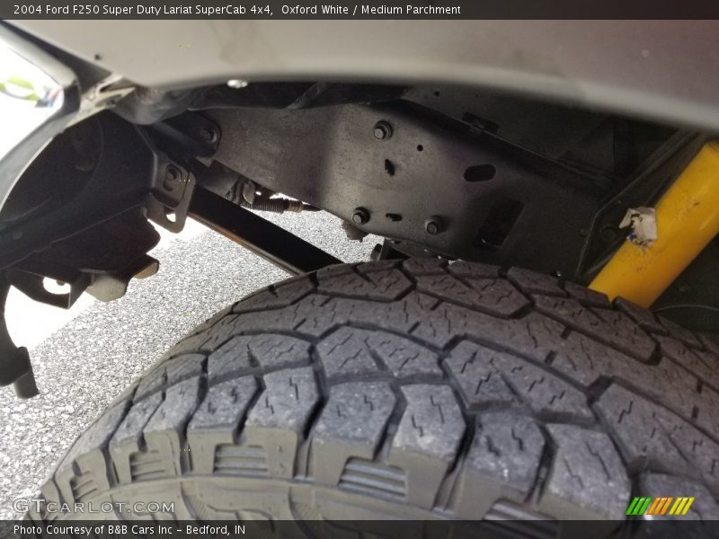 Oxford White / Medium Parchment 2004 Ford F250 Super Duty Lariat SuperCab 4x4