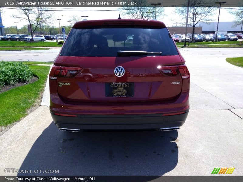 Cardinal Red Metallic / Titan Black 2019 Volkswagen Tiguan SE 4MOTION