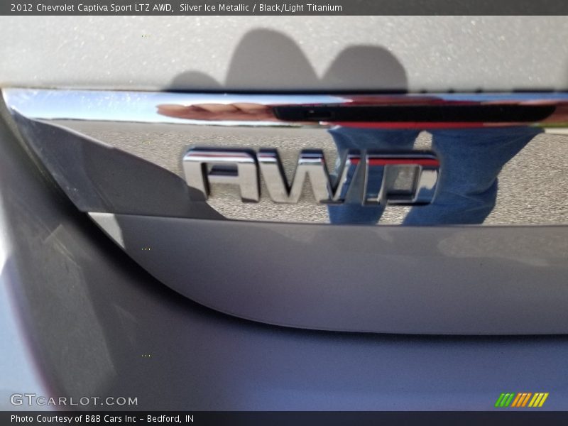 Silver Ice Metallic / Black/Light Titanium 2012 Chevrolet Captiva Sport LTZ AWD