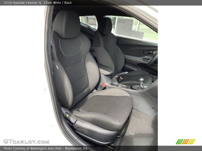 Chalk White / Black 2019 Hyundai Veloster N