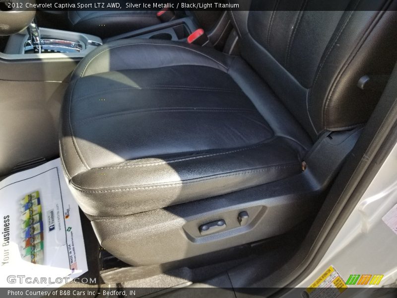 Silver Ice Metallic / Black/Light Titanium 2012 Chevrolet Captiva Sport LTZ AWD