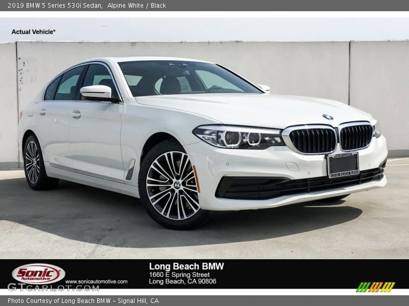 Alpine White / Black 2019 BMW 5 Series 530i Sedan