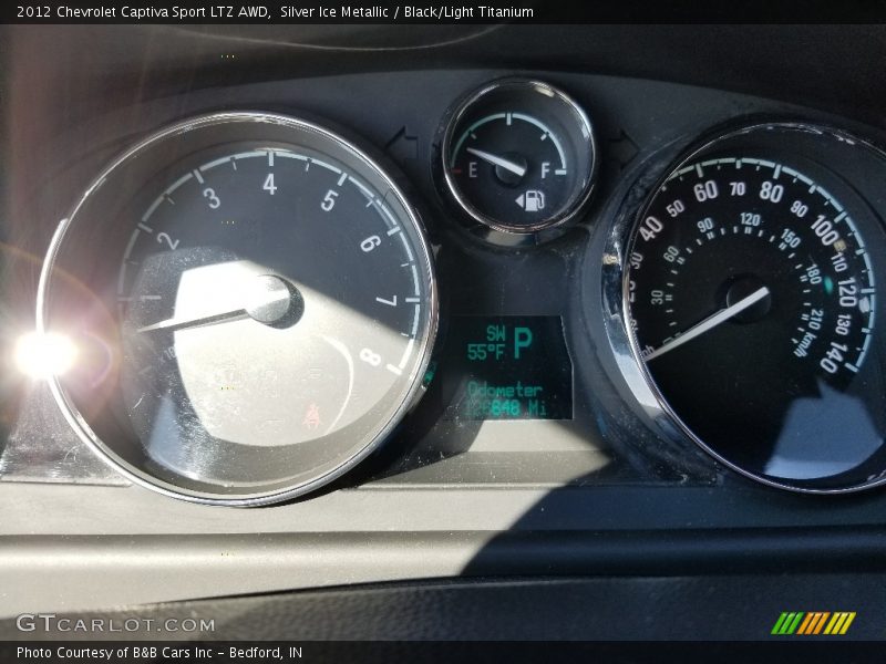 Silver Ice Metallic / Black/Light Titanium 2012 Chevrolet Captiva Sport LTZ AWD