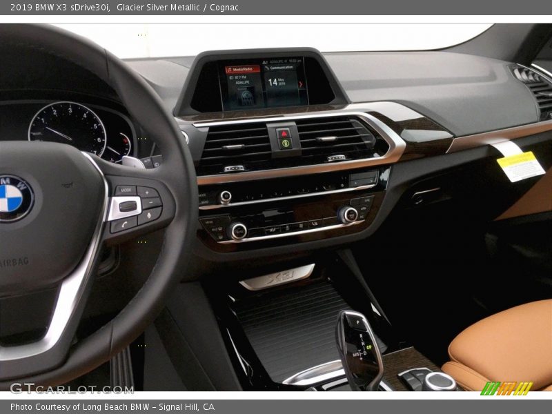 Glacier Silver Metallic / Cognac 2019 BMW X3 sDrive30i