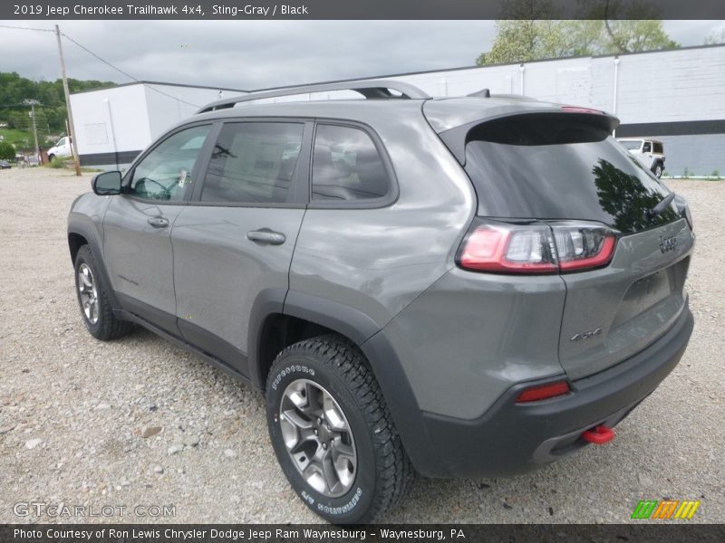 Sting-Gray / Black 2019 Jeep Cherokee Trailhawk 4x4