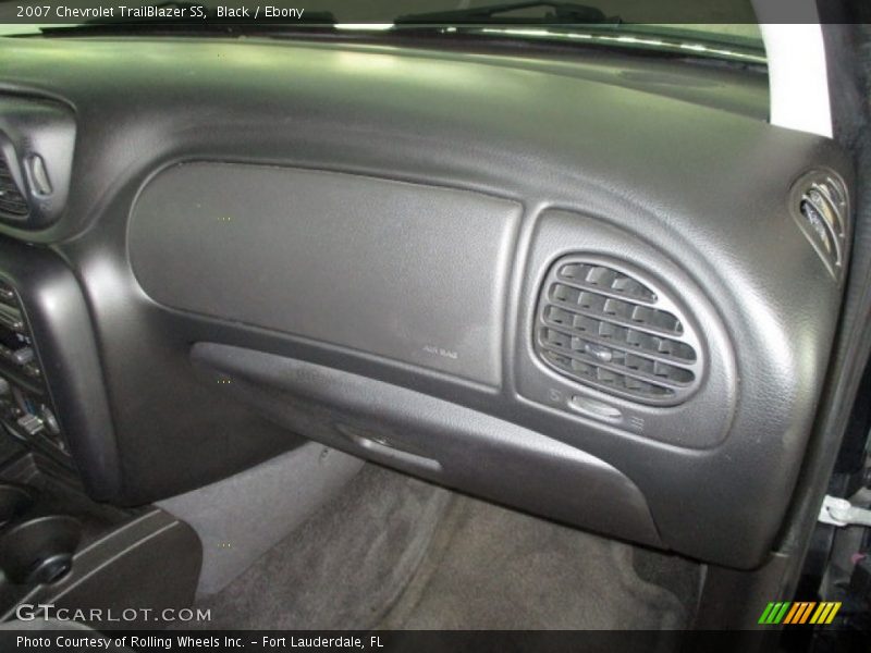 Black / Ebony 2007 Chevrolet TrailBlazer SS