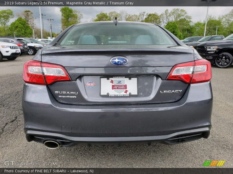 Magnetite Gray Metallic / Titanium Gray 2019 Subaru Legacy 2.5i Premium