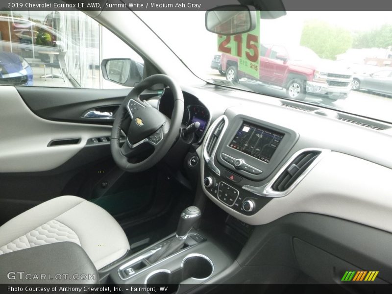Summit White / Medium Ash Gray 2019 Chevrolet Equinox LT AWD