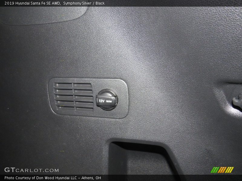 Symphony Silver / Black 2019 Hyundai Santa Fe SE AWD