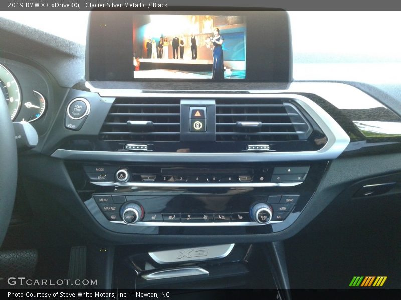 Glacier Silver Metallic / Black 2019 BMW X3 xDrive30i
