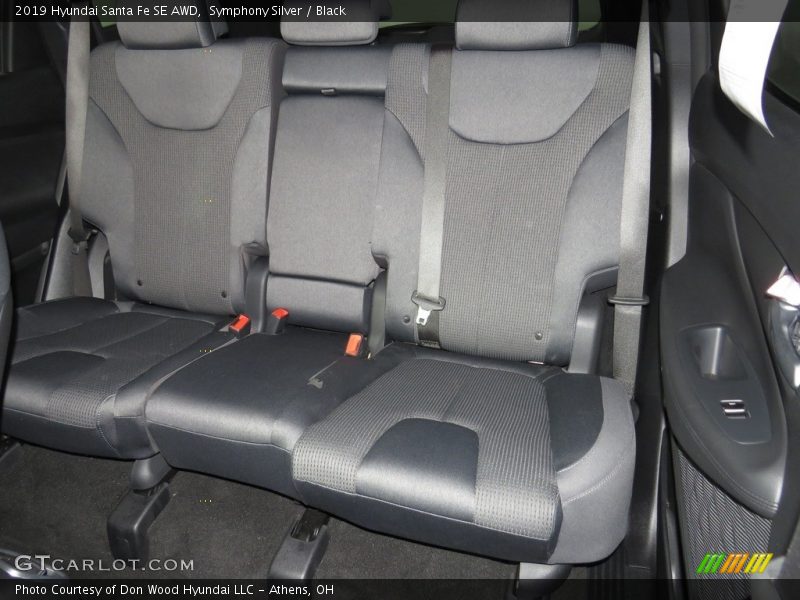Symphony Silver / Black 2019 Hyundai Santa Fe SE AWD